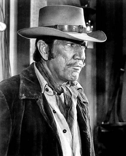 File:Richard Boone - 1967.jpg - Wikipedia