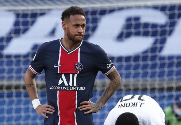 Paris Saint-Germain se vzdaluje francouzský titul. Teď už to bude hodně náročné, ví Pochettino