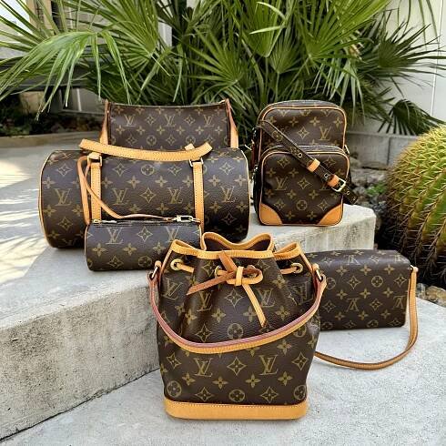 LOUIS VUITTON