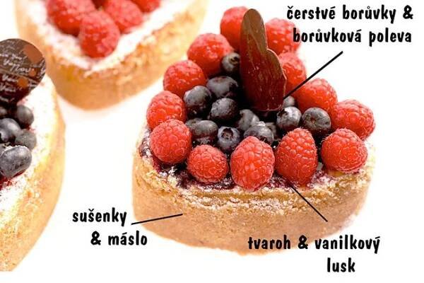 Cheesecake ve tvaru srdíčka – borůvkový