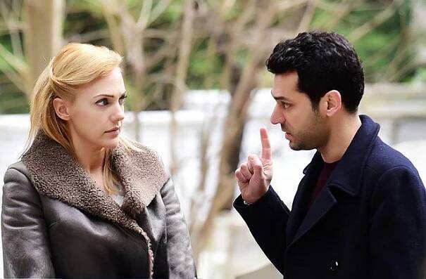 Gecenin Kraliçesi - Z filmu - Meryem Uzerli, Murat Yıldırım