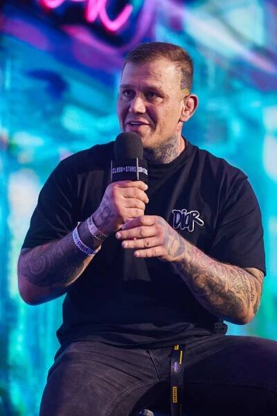 Foto k tématům Václav Mikulášek, Clash of the Stars 6  – stránka 65