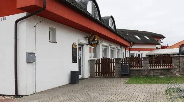 FAJN PENZION - Restaurace foto 6