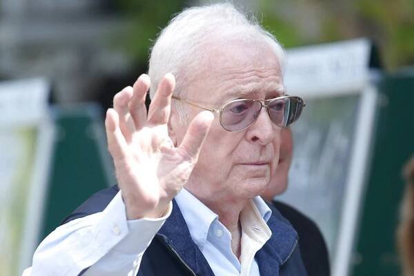 Hvězdy Hollywoodu míří do Česka: Na festival do Karlových Varů dorazí legendární Michael Caine a ikonický Johnny Depp