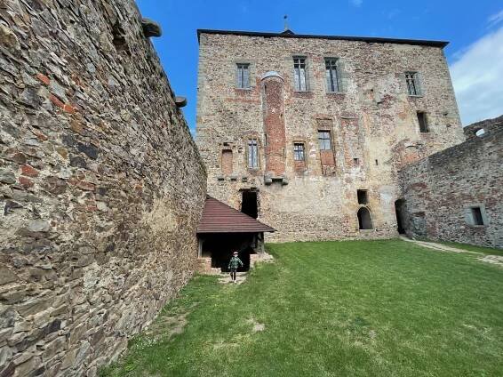 Hrad Točník - Tip na výlet - Vyletnik.cz
