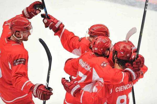 Odvetné utkání osmifinále play off hokejové Ligy mistrů: HC Oceláři Třinec vs. Malmö.