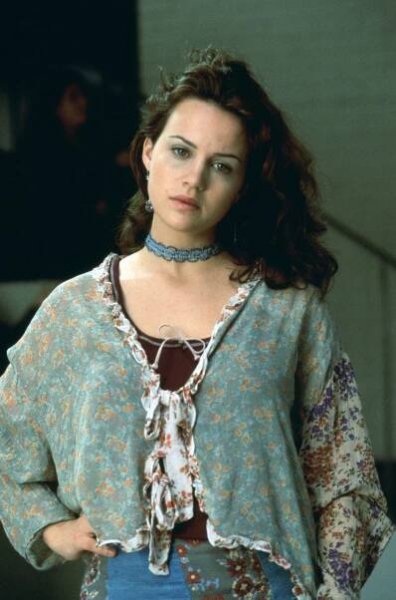 Domácí války - Promo - Carla Gugino