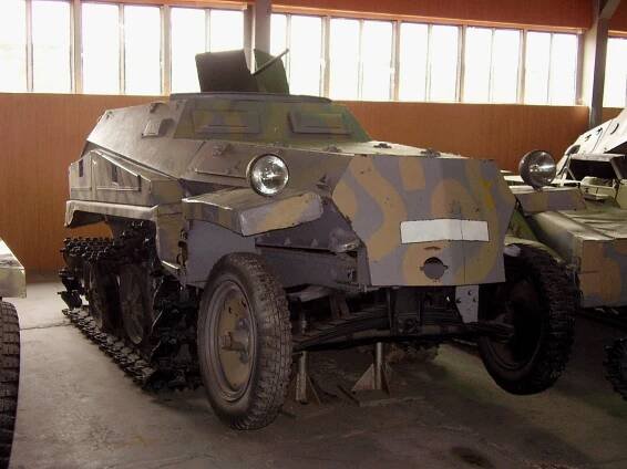 Kubinka Tank Museum Hall N6 German Tanks & AV - Paris Tour Guide