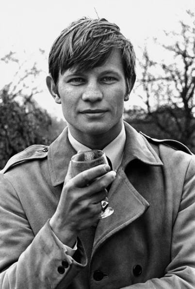 Michael York: On 'Austin Powers,' amyloidosis & adjusting to life in Rochester