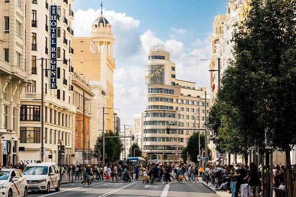 One of the World's Most On-time Airlines Is Adding a Flight From Florida to Spain