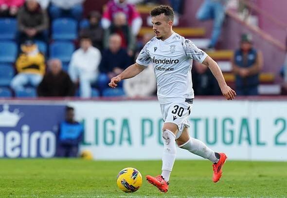 Andre Silva of FC Penafiel playing soccer.