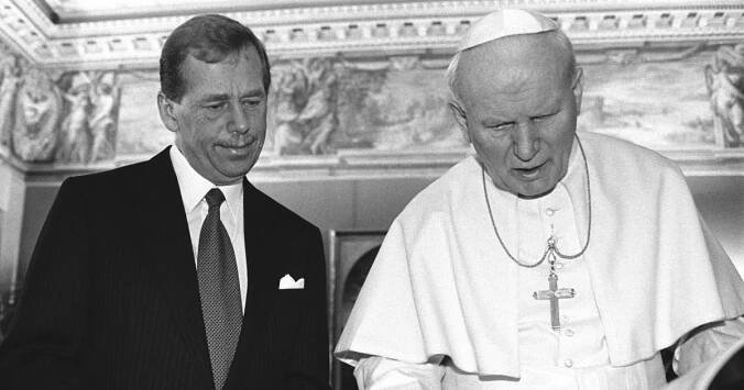 Jan Pavel II. bojoval za stavbu kostela na předměstí městečka Nowa Huta už v 60. letech. A byli tam zranění i mrtví