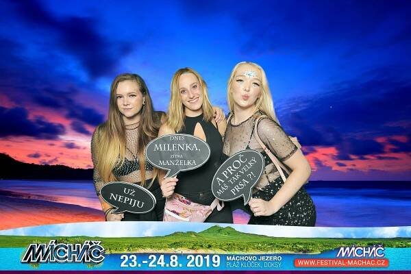 Festival Mácháč den první, Česká Lípa | Fotokoutek.FUN