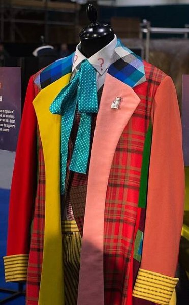 Sixth Doctor - Wikipedia
