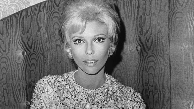Nancy Sinatra’s Former Midcentury Beverly Hills Home Lists for $3 Million