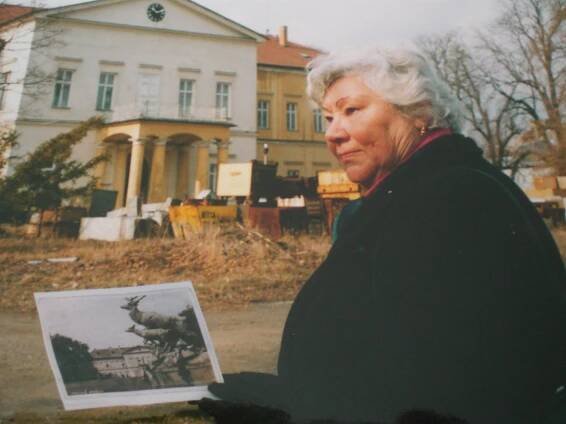 Zahradnice u Heydrichů pomáhala nejen židovským vězňům: „Židé jsou můj osud,“ říká Helena Vovsová — HlídacíPes.org