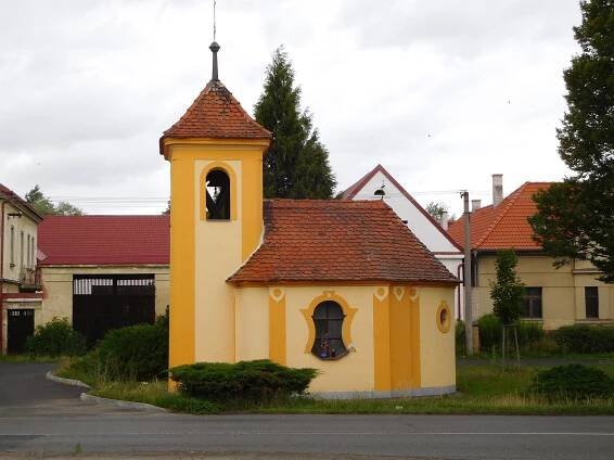 Soubor:Bdeneves kaple.jpg – Wikipedie
