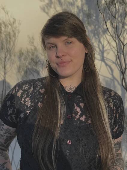 Annie Koznarek - Albizia Therapy