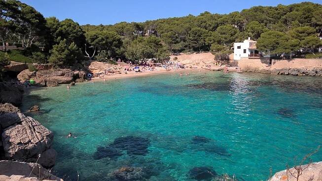 HOSTAL CALA RATJADA - Prices & Hotel Reviews (Majorca, Spain)