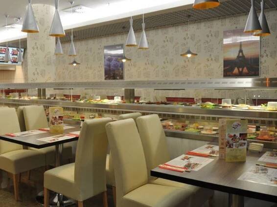 Výběr ze 4 sushi menu v podniku Ginza na Floře