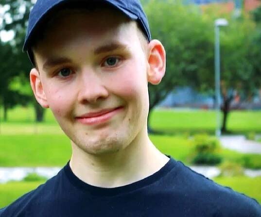 Stephen Tries – Bio, Facts, Family Life of English YouTuber & Comedian