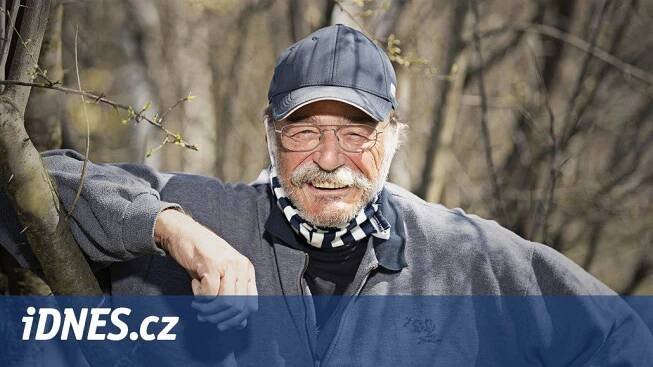 Divadlo opustil kvůli příteli Milouše Jakeše. Herec Pavel Nový slaví 75 let - iDNES.cz