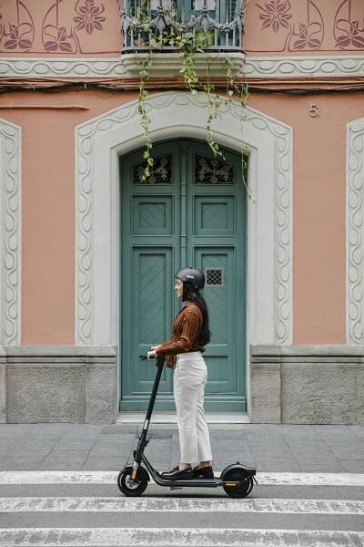 Ninebot by Segway eKickScooter F2 Pro E II
