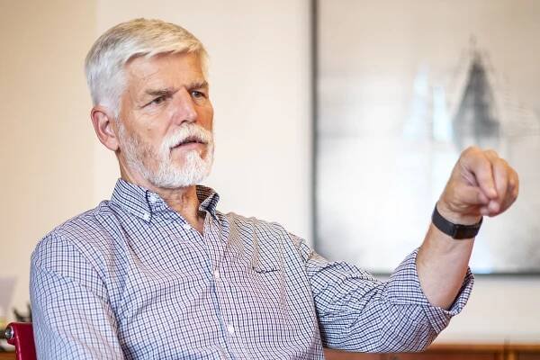Americké stíhačky bych nepořizoval, jsou drahé, říká Petr Pavel