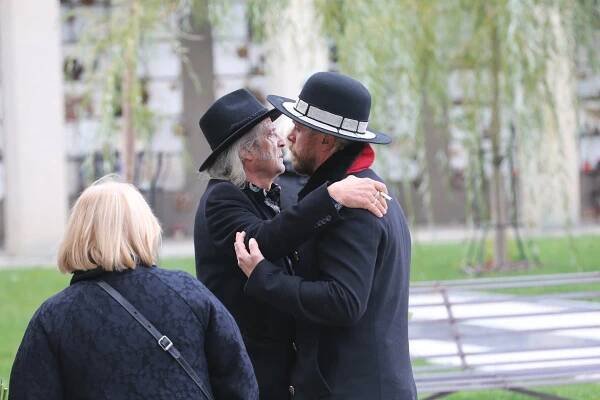 Pohřeb Juliuse Neumanna: Rostislav Novák starší i mladší