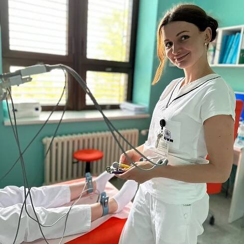Sestry a záchranáři - Ústřední vojenská nemocnice Praha (ÚVN)