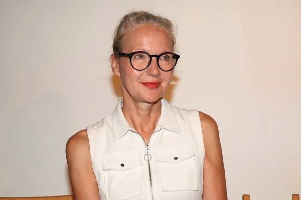 Irena Obermannová na projekci k seriálu Trapný padesátky