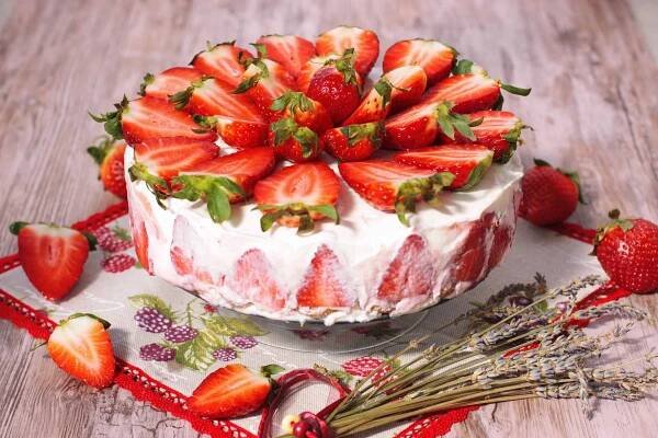 Jahodové tiramisu