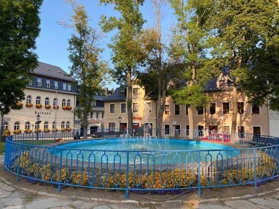 Bazén v ubytování Pension Glückauf nebo v jeho okolí