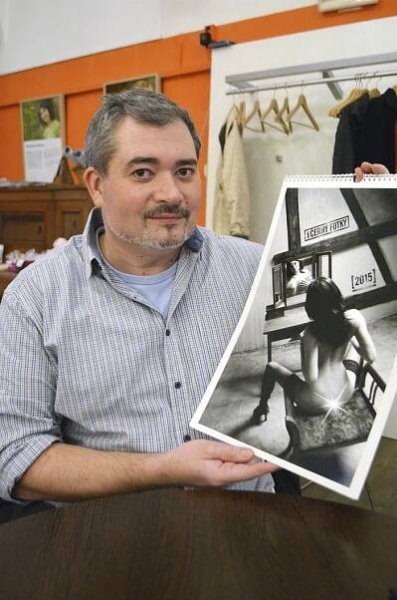 Fotí dámské zadnice, jeho cílem je radnice! O post primátora Chomutova bojuje fotograf Daniel Černý
