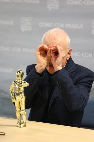 FOTO: Anthony Daniels dorazil na Comic-Con. – stránka 6