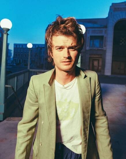 Joe Keery : découvrez la musique du héros de Stranger Things