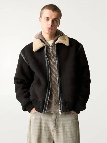 Pull&Bear Zimní bunda – černá: přední strana