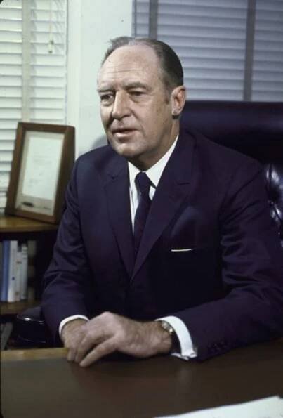 William Pierce Rogers (1913-2001) - Find a Grave...