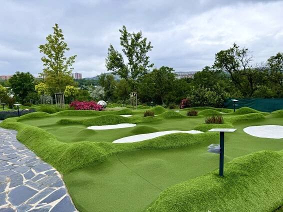 Mistrovství světa v adventure golfu – v areálu Bowling Brno! | www.coolbrnoblog.cz