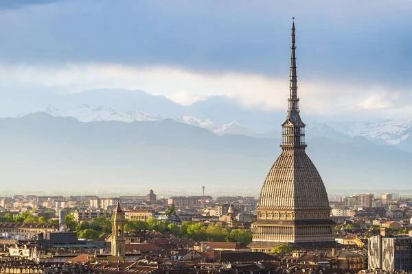 Mole Antonelliana: Symbol Turína a brána do světa filmu - CK Italieonline
