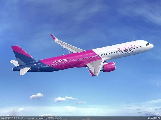 Wizz Air couvá od minizavazadel, na palubu vezme zdarma i běžný kufr