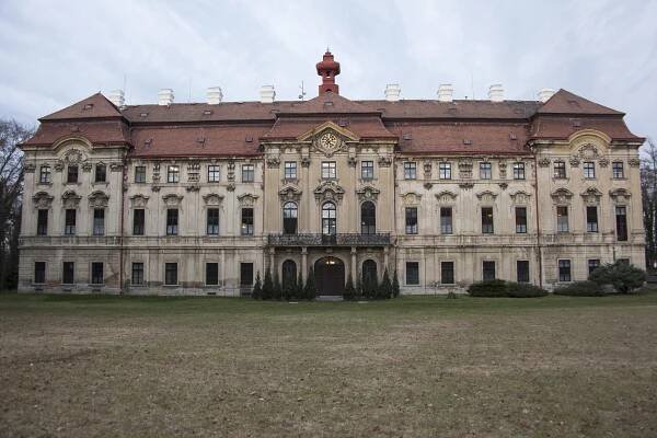 Zámek – Zámek Měšice u Prahy