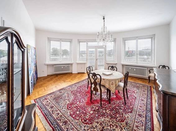Prvorepublikový byt 3+1, 98 m2, Praha 7