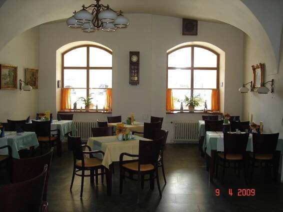 Městský Hotel Dorinka - Hostinné | Turistický.net