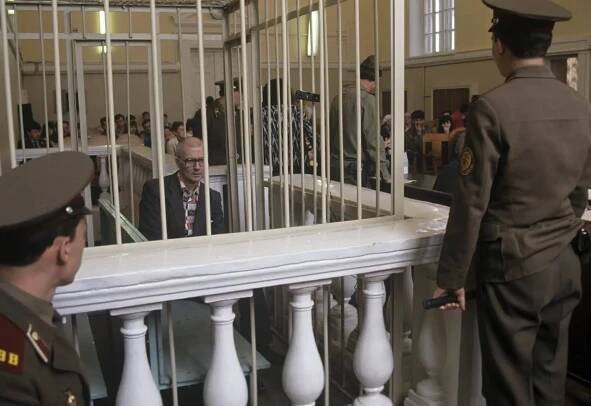 Andrei Chikatilo in court