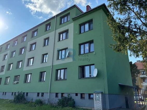Nabízíme k prodeji byt 2+1 v osobním vlastnictví, 56 m2 v Třeboni ulice Nádražní - vicek-reality.cz
