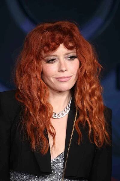 Natasha Lyonne with bed head curls - Bed Head Easy Summer Hairstyles