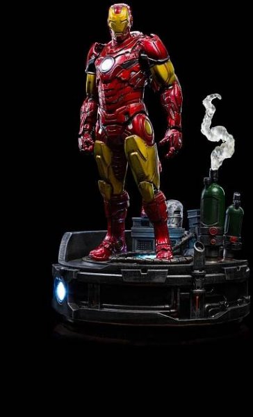 Marvel - Iron Man Unleashed Deluxe Art Scale Statue 1/10 soška 23 cm | Minotaur.cz