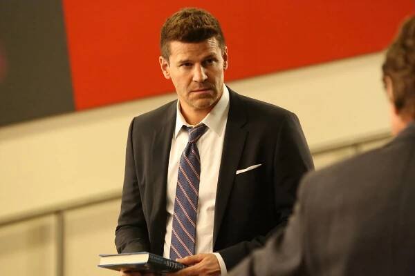 Sběratelé kostí - Mrtvý v ledu - Z filmu - David Boreanaz