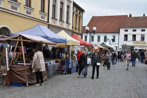 Slavnosti chřestu a vína 2023